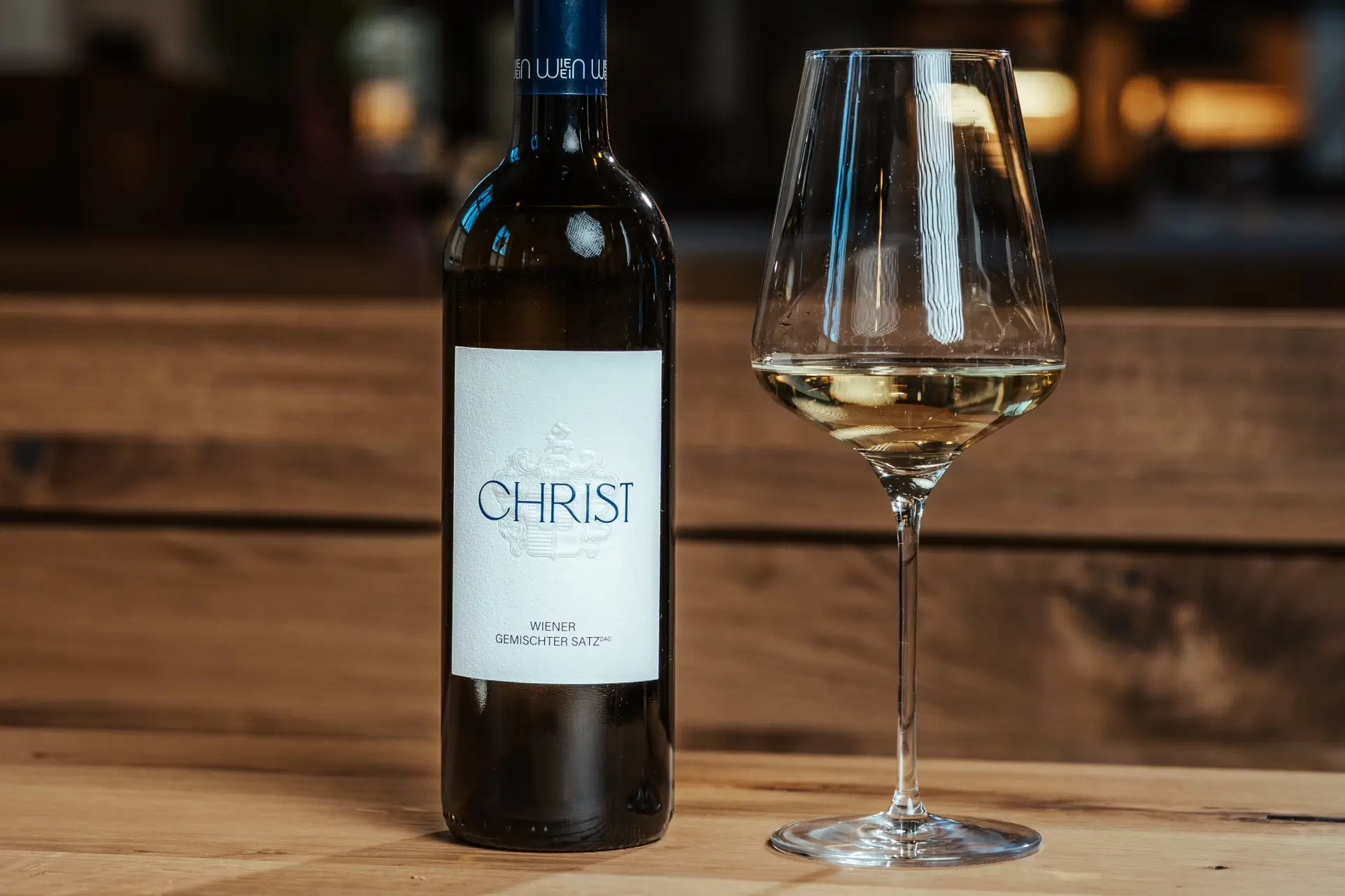 Wein bei einer Weihnachtsfeier in Wien beim Weingut Christ